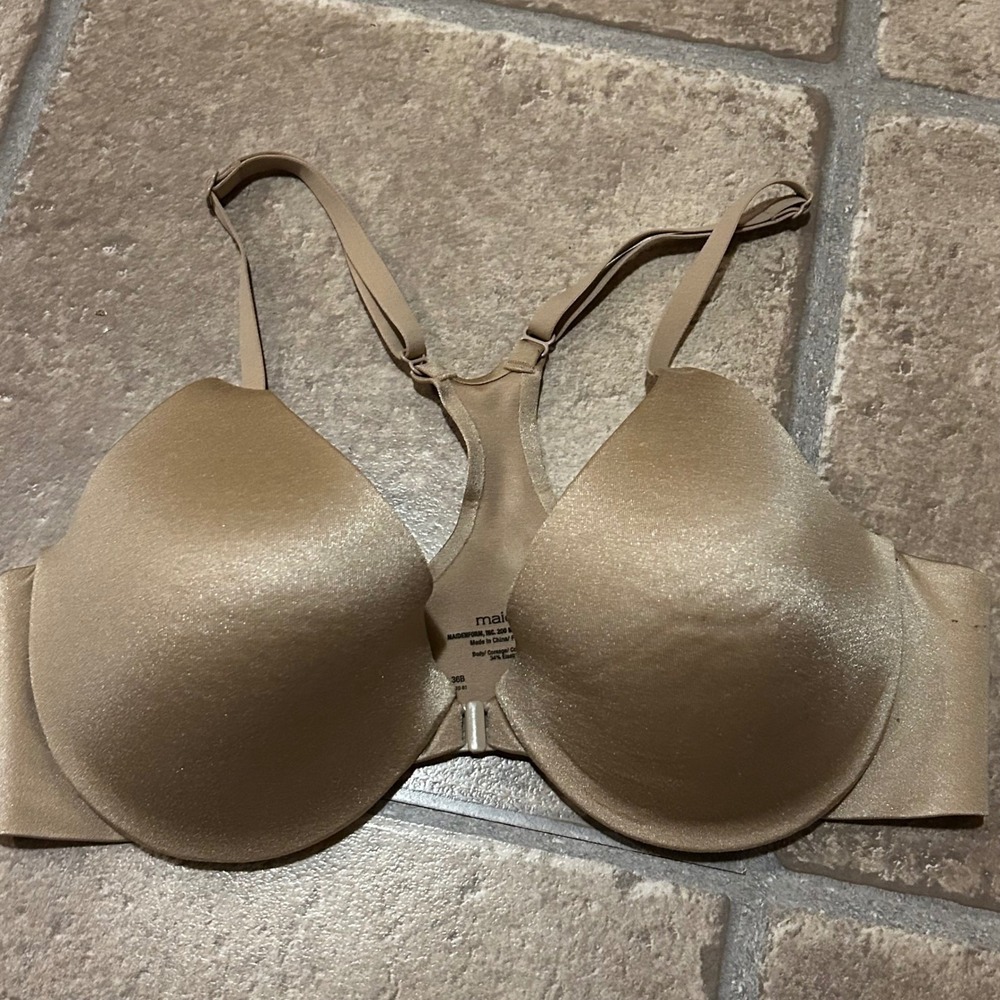 Maidenform One Fab Fit Front Close Racerback Bra 36B Nude